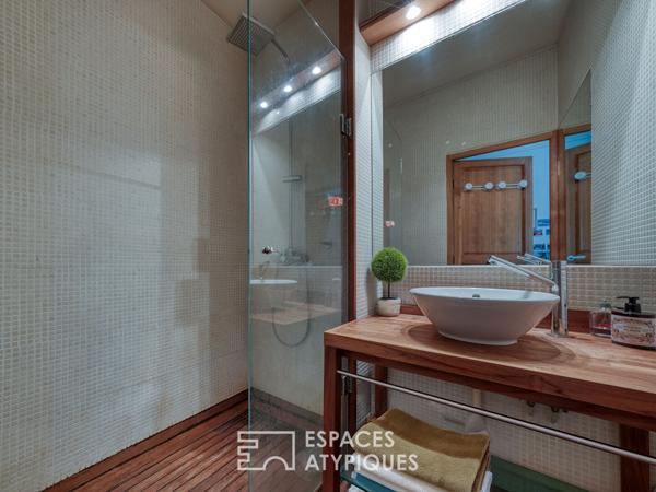 Maison de charme avec belle pièce de vie, piscine et triple garage