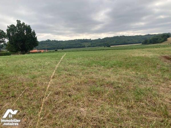 A 10 minutes de MARCIAC, terrain à bâtir.