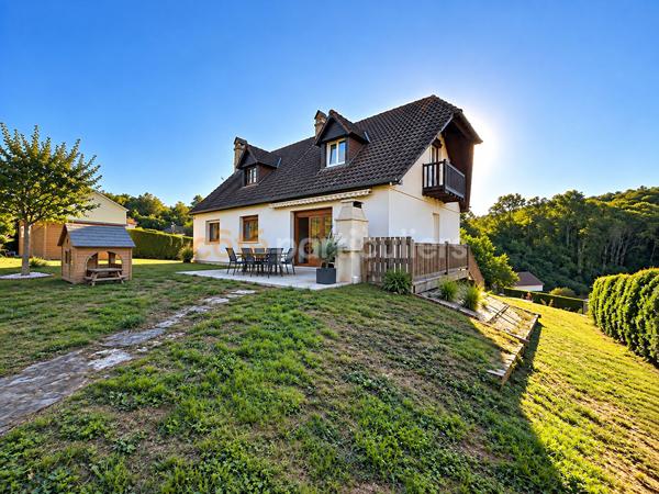 Vente
                Maison153 m² - 6 Pièces -
                    BOURGTHEROULDE INFREVILLE (27520)