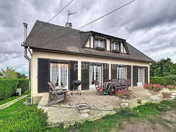Vente
                Maison153 m² - 6 Pièces -
                    BOURGTHEROULDE INFREVILLE (27520)
