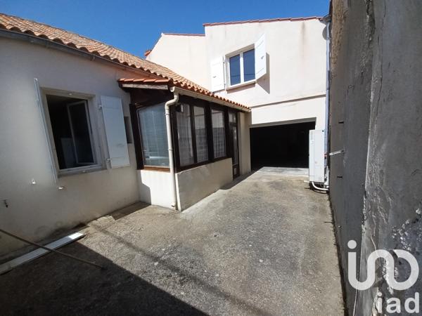 Maison à vendre 8 pièces 142 m² Le Château-d'Oléron