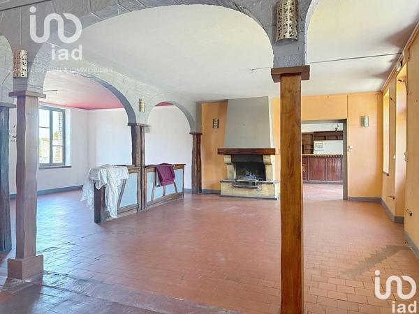 Hôtel-restaurant à vendre 472 m² Douchy-Montcorbon