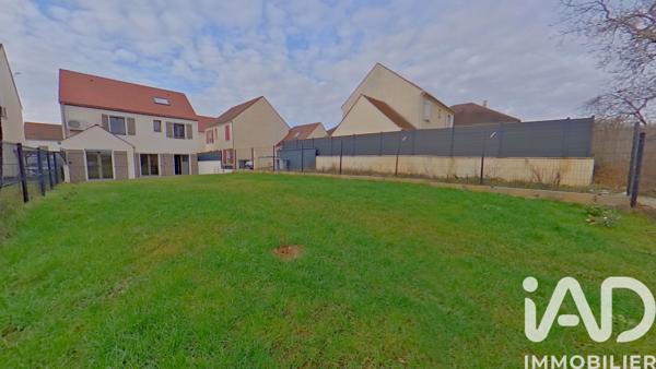 Maison à vendre 8 pièces 148 m² Savigny-le-Temple