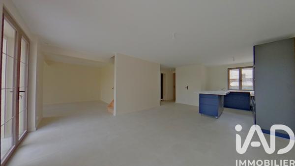 Maison à vendre 8 pièces 148 m² Savigny-le-Temple