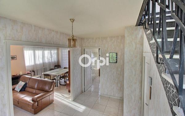 Maison à vendre    5 pièces • 95 m2 Viry-Châtillon