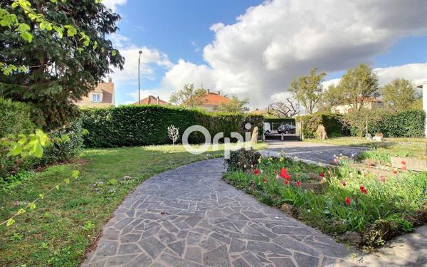 Maison à vendre    5 pièces • 95 m2 Viry-Châtillon