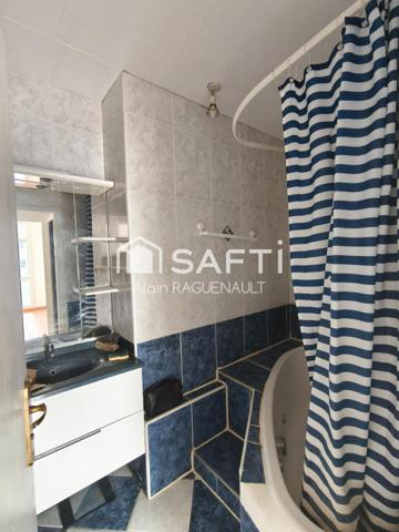 DERNIER ETAGE ( 4 eme )