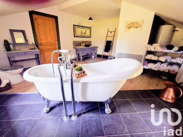 Maison à vendre 16 pièces 389 m² Val-d'Oire-et-Gartempe