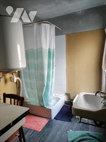 BEAU POTENTIEL MAISON DE BOURG A RESTAURER