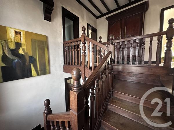 Maison à vendre  7 pièces - 200 m2 URT - 64
