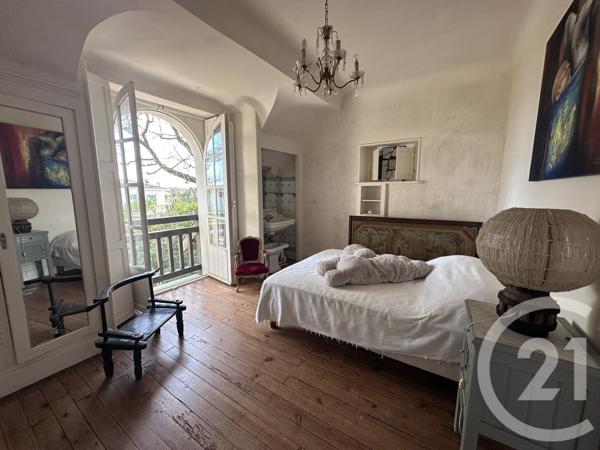 Maison à vendre  7 pièces - 200 m2 URT - 64