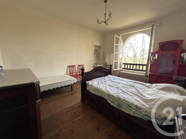 Maison à vendre  7 pièces - 200 m2 URT - 64