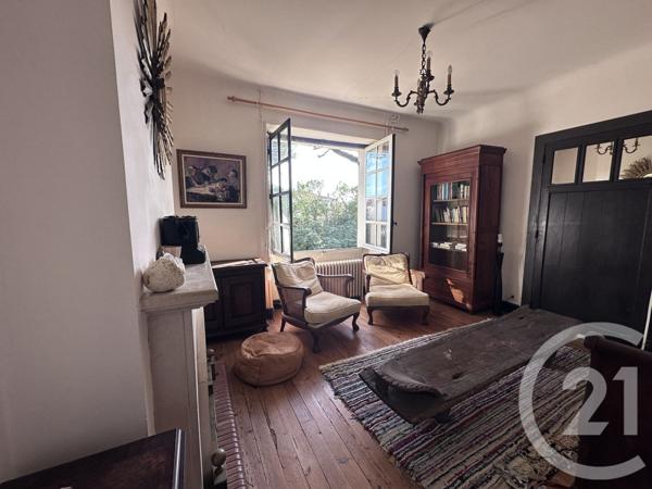 Maison à vendre  7 pièces - 200 m2 URT - 64