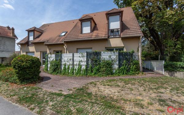 Appartement à vendre    2 pièces • 52 m2 Saint-Michel-sur-Orge