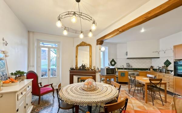 Maison à vendre    5 pièces •  Graulhet