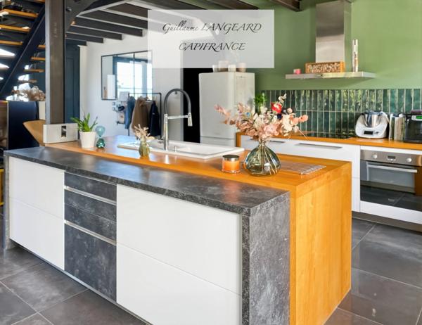 ARBENT ( 01100) - Maison de 173 m2 - 1112 m2 de terrain