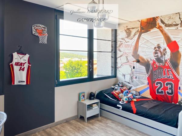 ARBENT ( 01100) - Maison de 173 m2 - 1112 m2 de terrain