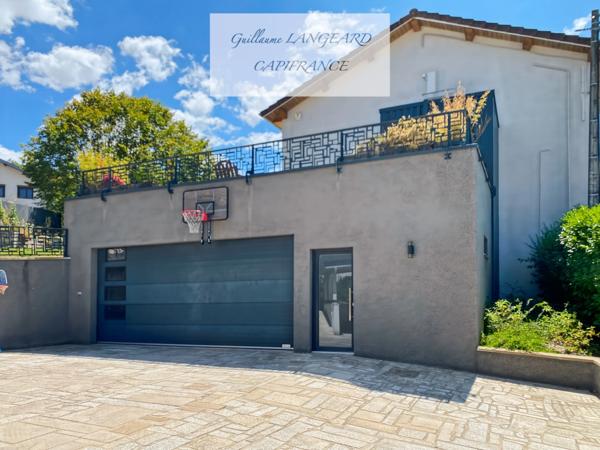 ARBENT ( 01100) - Maison de 173 m2 - 1112 m2 de terrain