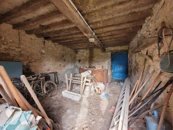 Maison à réhabilier avec terrain