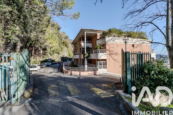 Appartement à vendre 4 pièces 76 m² Grasse