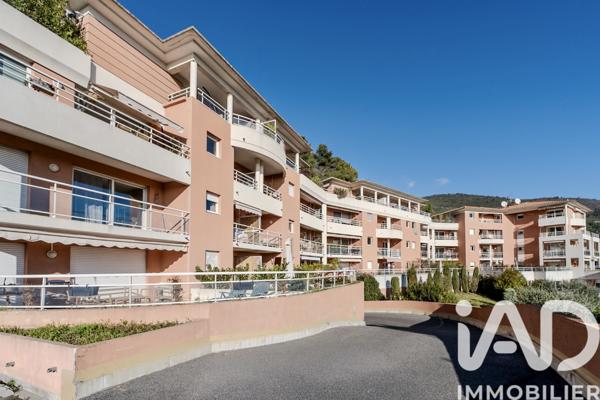 Appartement à vendre 4 pièces 76 m² Grasse