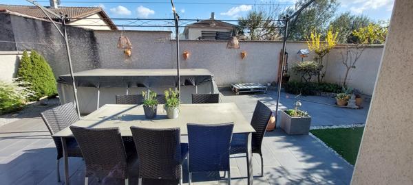 Maison 5 pièces - 105 m² Exclusivité efficity