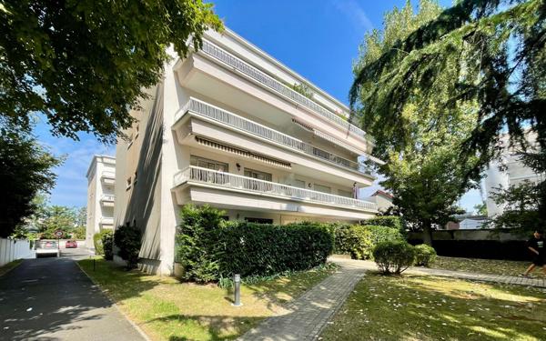 Appartement à vendre    2 pièces • 47,24 m2 La Varenne - Saint-Maur-des-Fossés