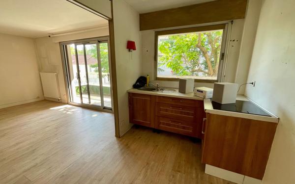 Appartement à vendre    2 pièces • 47,24 m2 La Varenne - Saint-Maur-des-Fossés
