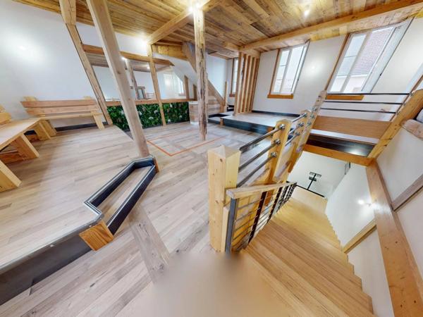 Troyes, Local Commercial Libre sans Droit d'entrée