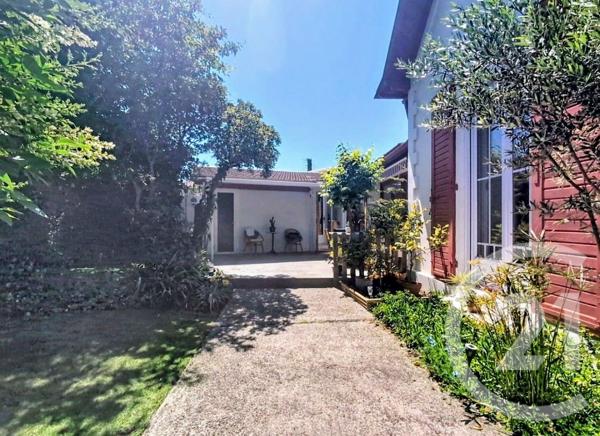 Maison à vendre  5 pièces - 110 m 2   ARCACHON  - 33