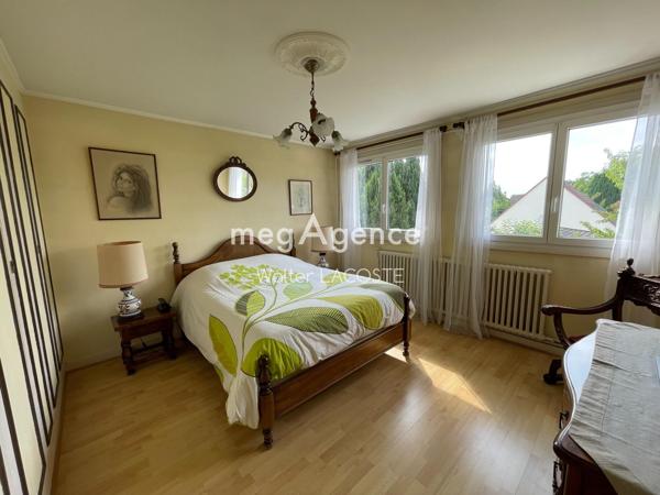 Maison à MAGNY-LES-HAMEAUX, 78114 - 5 pièces 139m²