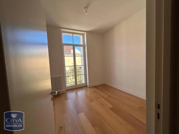 Appartement à vendre 4 pièces 102.53m² Mont-de-Marsan (40000)
