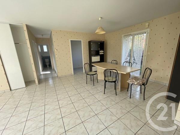 Maison à vendre  5 pièces - 78,27 m 2   ST SEURIN SUR L ISLE  - 33