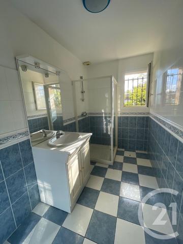 Maison à vendre  5 pièces - 78,27 m 2   ST SEURIN SUR L ISLE  - 33