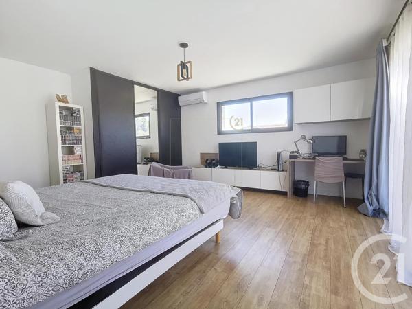 Maison à vendre  6 pièces - 234,11 m2 ST JEAN DE VEDAS - 34
