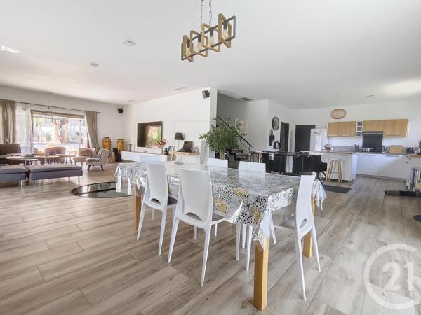 Maison à vendre  6 pièces - 234,11 m2 ST JEAN DE VEDAS - 34