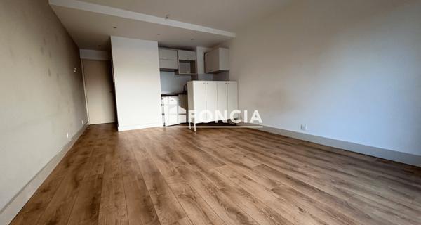 Location Studio 26.14 m² - Talence 33400