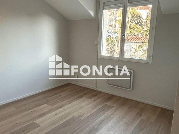 Location Appartement 4 pièces 84.4 m² - 19 RUE DE LA COTE Saint Priest En Jarez 42270