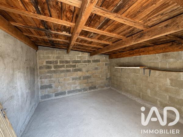 Maison à vendre 4 pièces 77 m² Saint-Aigulin