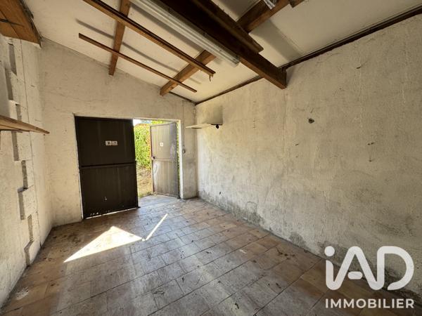 Maison à vendre 4 pièces 77 m² Saint-Aigulin