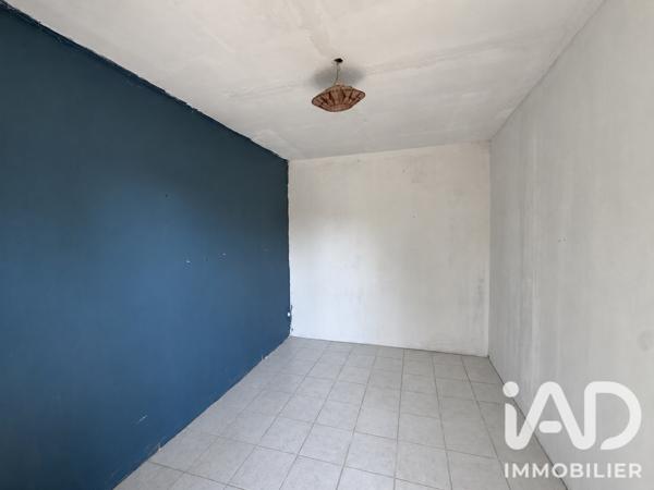 Maison à vendre 4 pièces 77 m² Saint-Aigulin