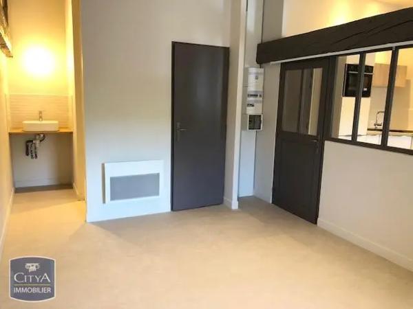 Appartement à louer 2 pièces 30.78m² Sarlat-la-Canéda (24200)