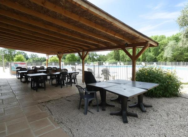 Appartement avec terrasse de 36.14m² libre de bail dans résidence de vacance