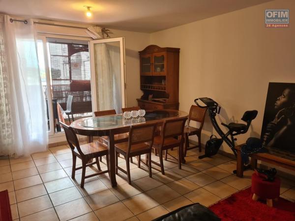 A louer joli appartement F2 MEUBLE au centre ville du Tampon