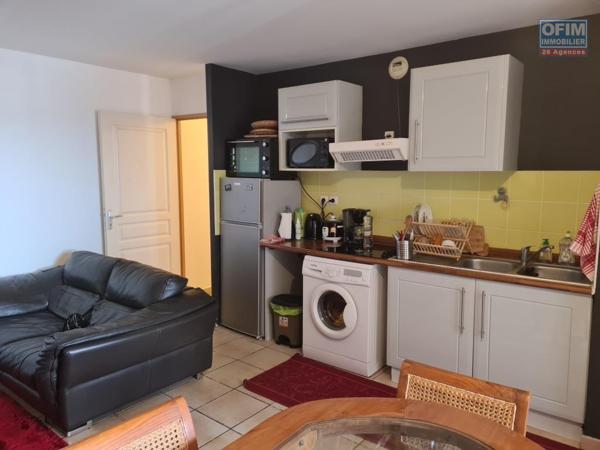 A louer joli appartement F2 MEUBLE au centre ville du Tampon