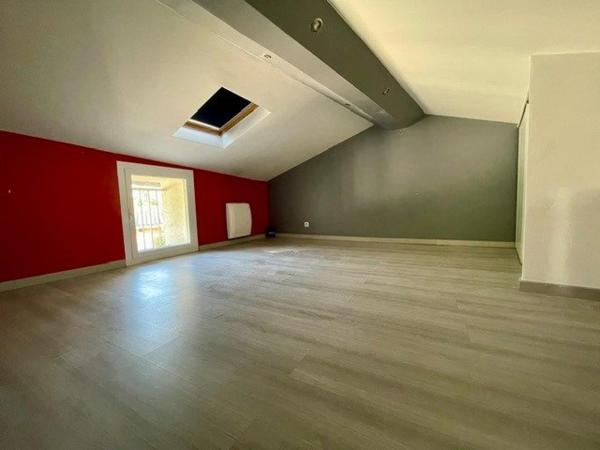 Maison de type 4 avec extérieur et garage