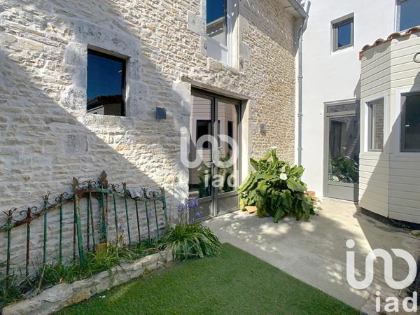 Maison 7 pièces de 210 m² à La Couarde-sur-Mer (17670)