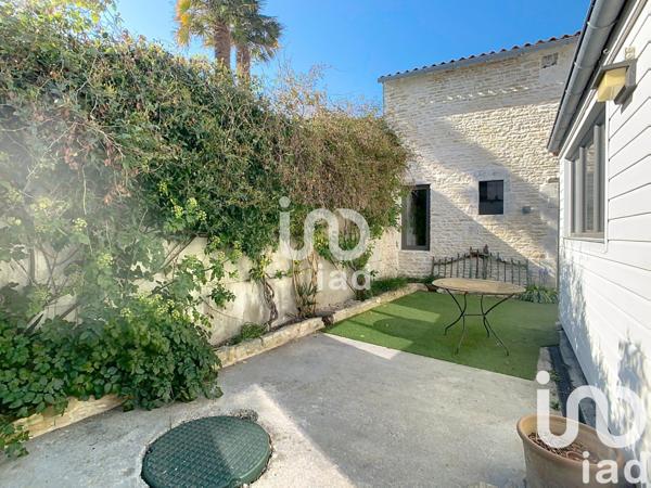 Maison 7 pièces de 210 m² à La Couarde-sur-Mer (17670)