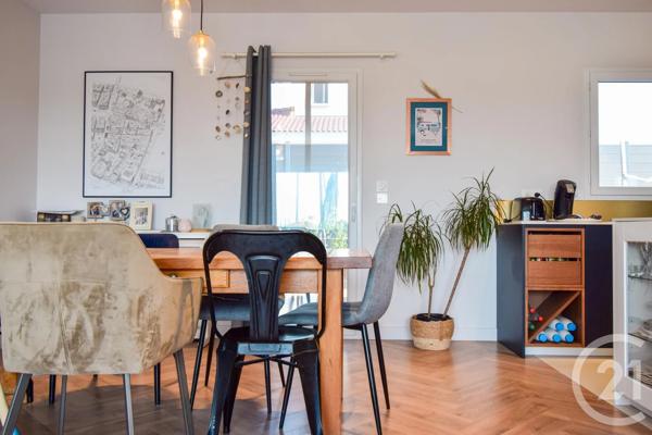 Maison à vendre  4 pièces - 97,22 m 2   ST GEORGES DE RENEINS  - 69