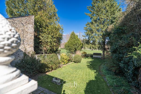 Immeuble 11 pièces - 221 m² Exclusivité